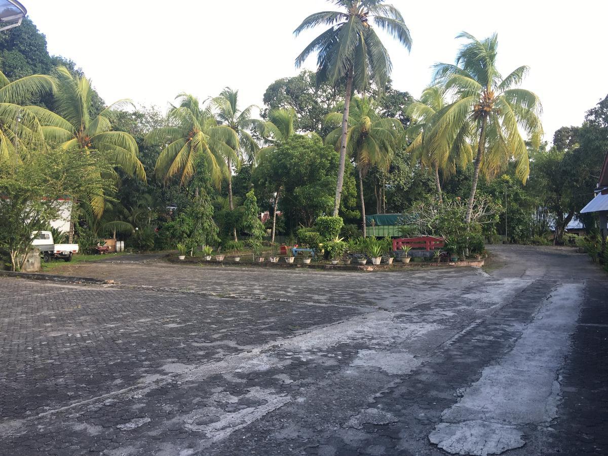 Tamasya Garden Hotel Kotamobagu Exterior photo